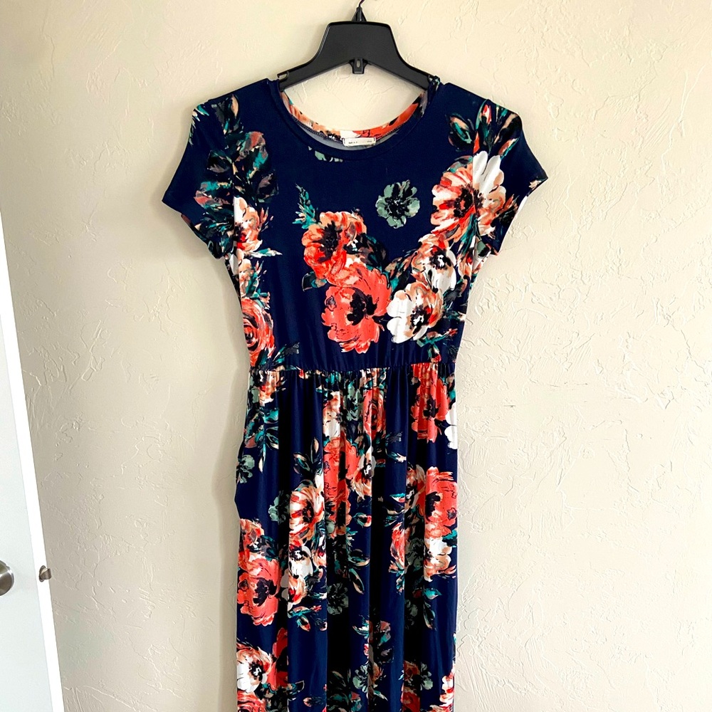 Boutique Floral Maxi Dress - Size M